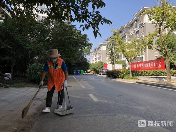 邳州东湖街道:撸起袖子,为美丽家园建设添砖加瓦