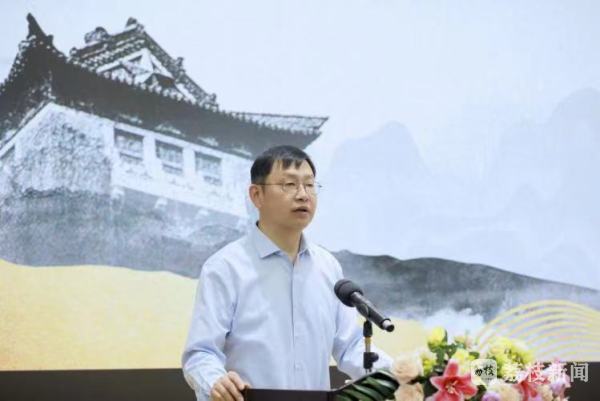 南京大学导师团中华中学_南京大学中华中学卓越先锋培养中心_中华中学