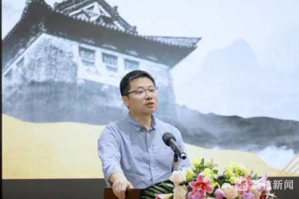 南京大学导师团中华中学_中华中学_南京大学中华中学卓越先锋培养中心