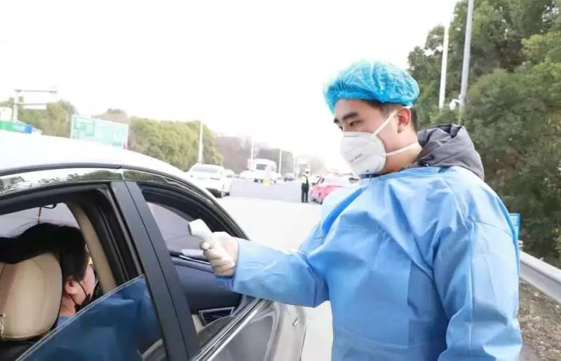 众志成城阻击疫情，镇江志愿者们这样做！