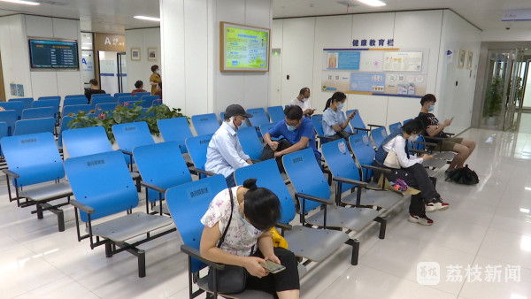 "黄"绿"分诊,寄药到家,南京各大医院全力保障市民诊疗