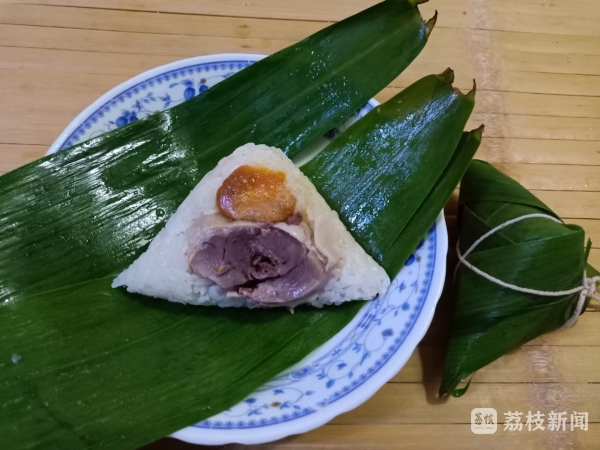 当端午粽遇上"南京鸭" 端午前夕粽子叔叔再出新品