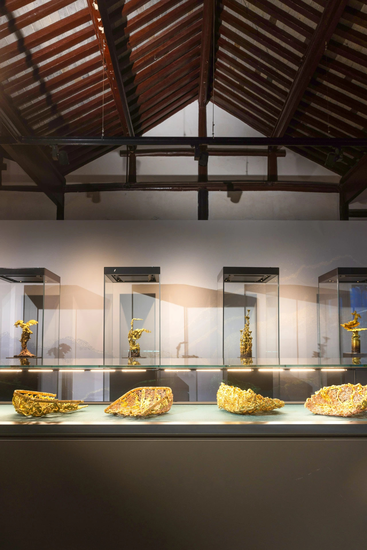 含苏量满满朱炳仁熔铜艺术展在苏州博物馆开幕