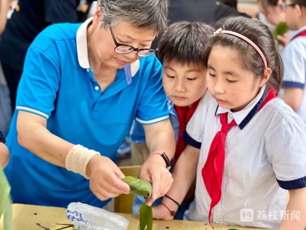 原来,徐皓禹同学从老师口中得知梅广灶,孙惠玲,蒋波,尹燕琴,张萍,张芳