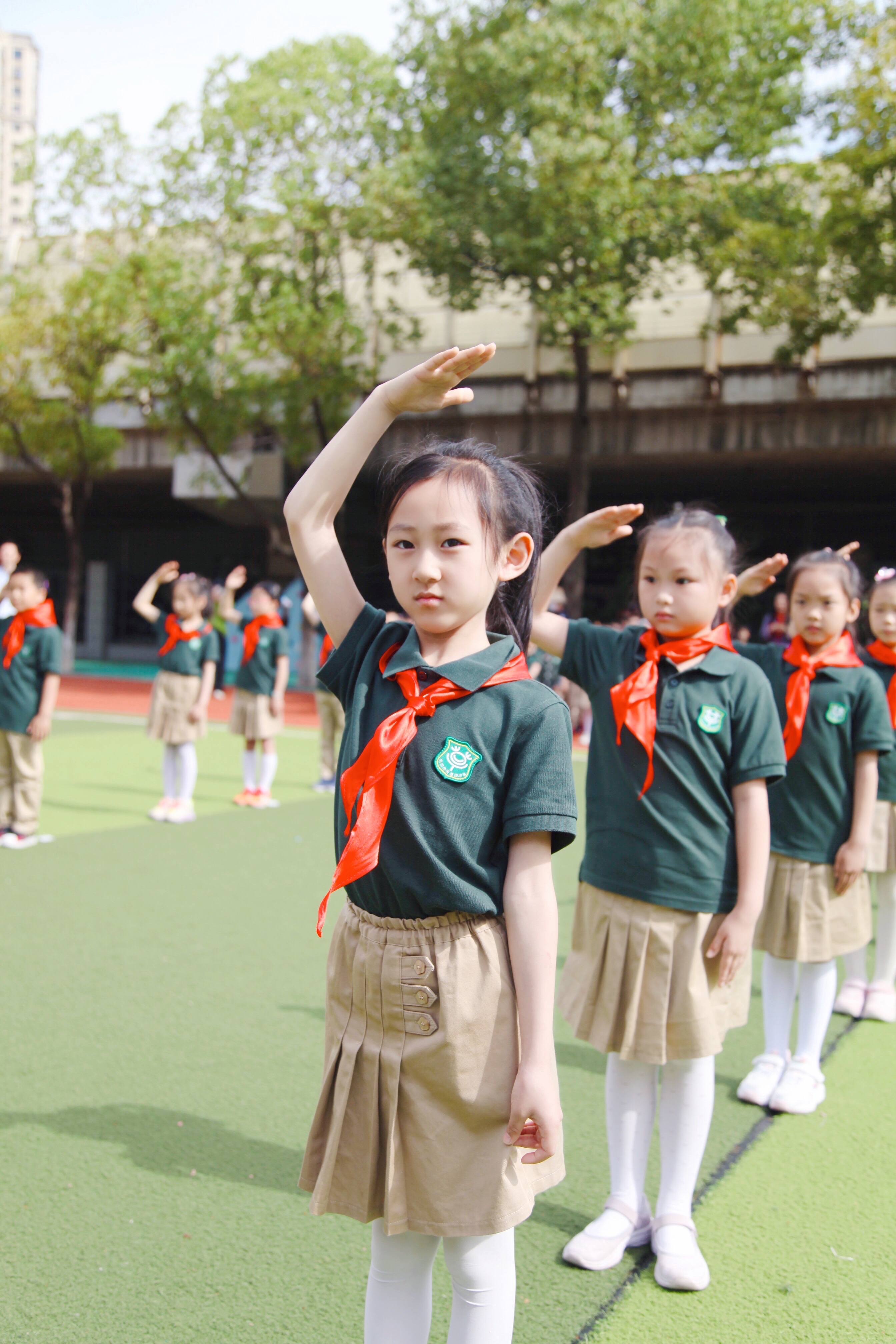 南京芳草园小学校服图片