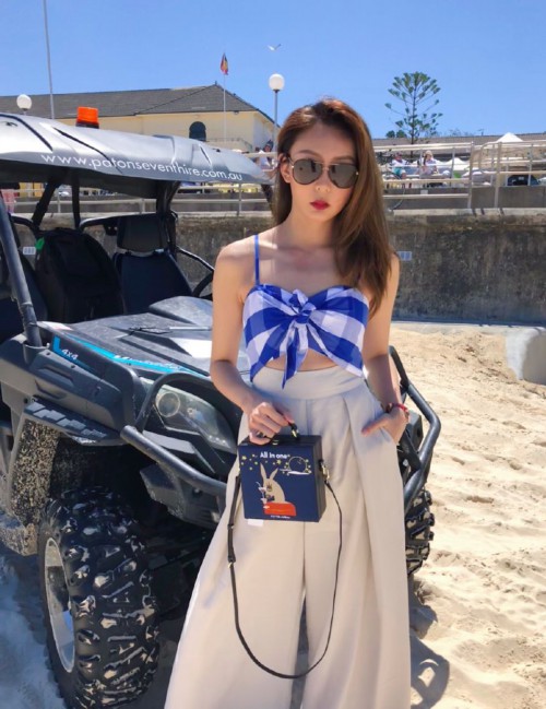 让张雨晴早早的拥有了独立思想,自己想要什么样的生活,要完成什么样的